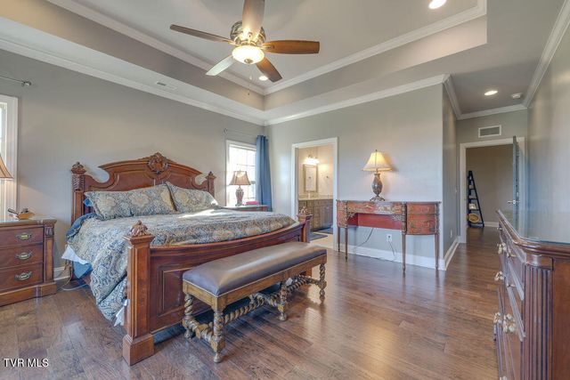 1024 Little Shadden Way, Gray, TN 37615