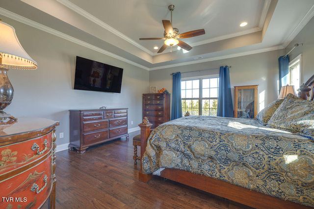 1024 Little Shadden Way, Gray, TN 37615