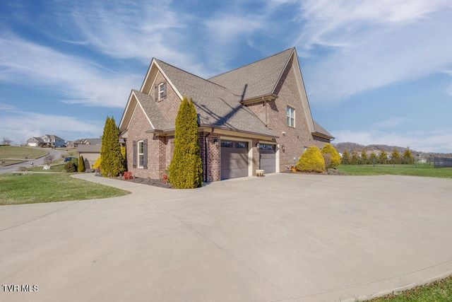 1024 Little Shadden Way, Gray, TN 37615