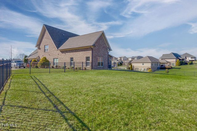 1024 Little Shadden Way, Gray, TN 37615