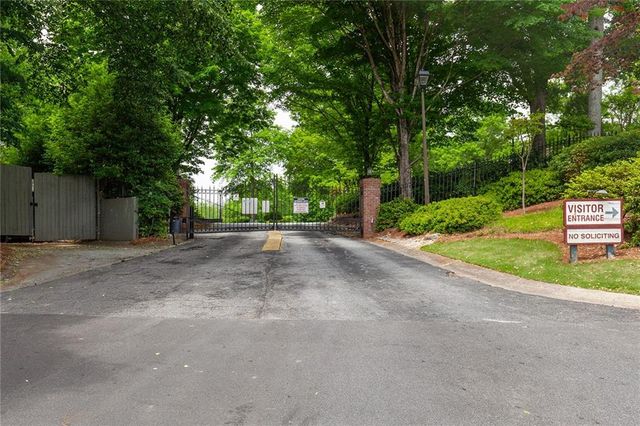 403 Tuxworth Circle, Decatur, GA 30033