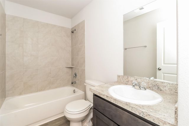 21650 Mamba Way, Houston, TX 77073