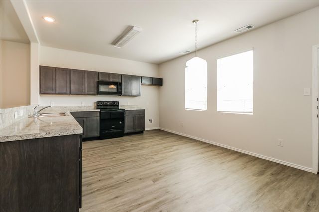 21650 Mamba Way, Houston, TX 77073