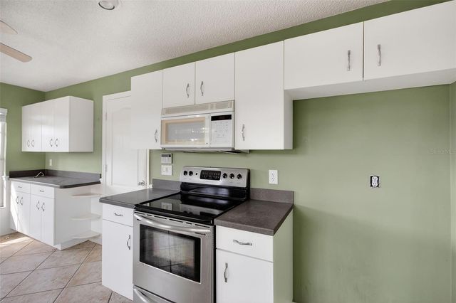 1803 ASHLEY DRIVE, Venice, FL 34292