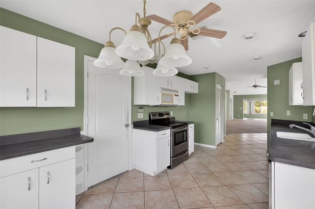 1803 ASHLEY DRIVE, Venice, FL 34292