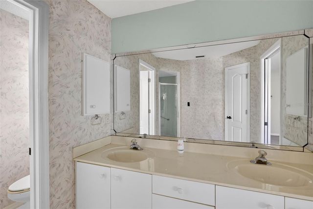 1803 ASHLEY DRIVE, Venice, FL 34292