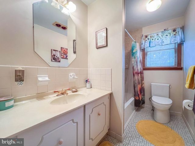 1215 TEMPERANCE LN, Richboro, PA 18954