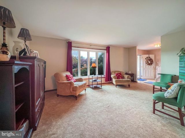 1215 TEMPERANCE LN, Richboro, PA 18954