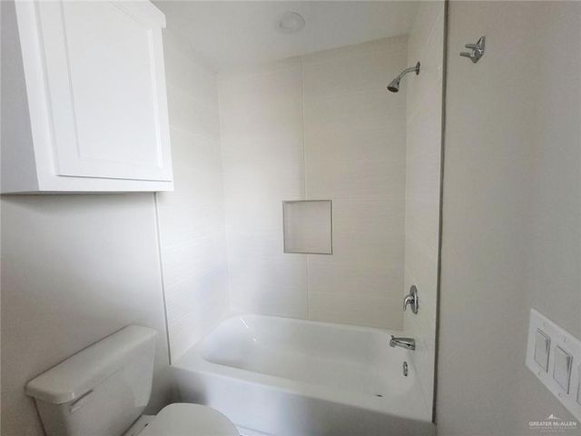 1424 Alta Vista Drive 2, Weslaco, TX 78596