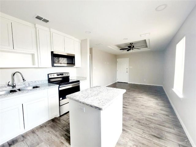 1424 Alta Vista Drive 2, Weslaco, TX 78596