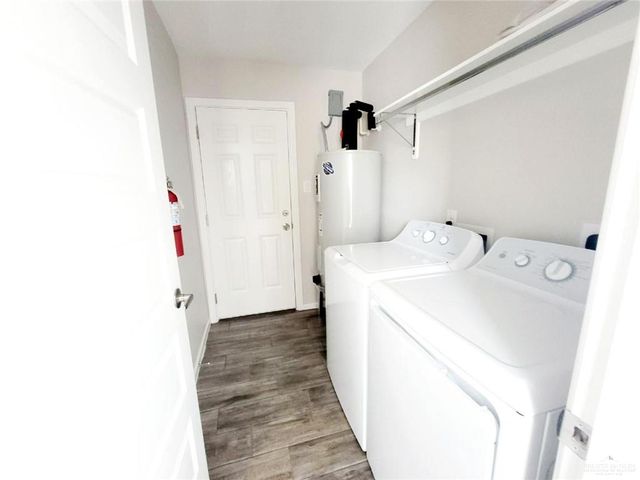 1424 Alta Vista Drive 2, Weslaco, TX 78596