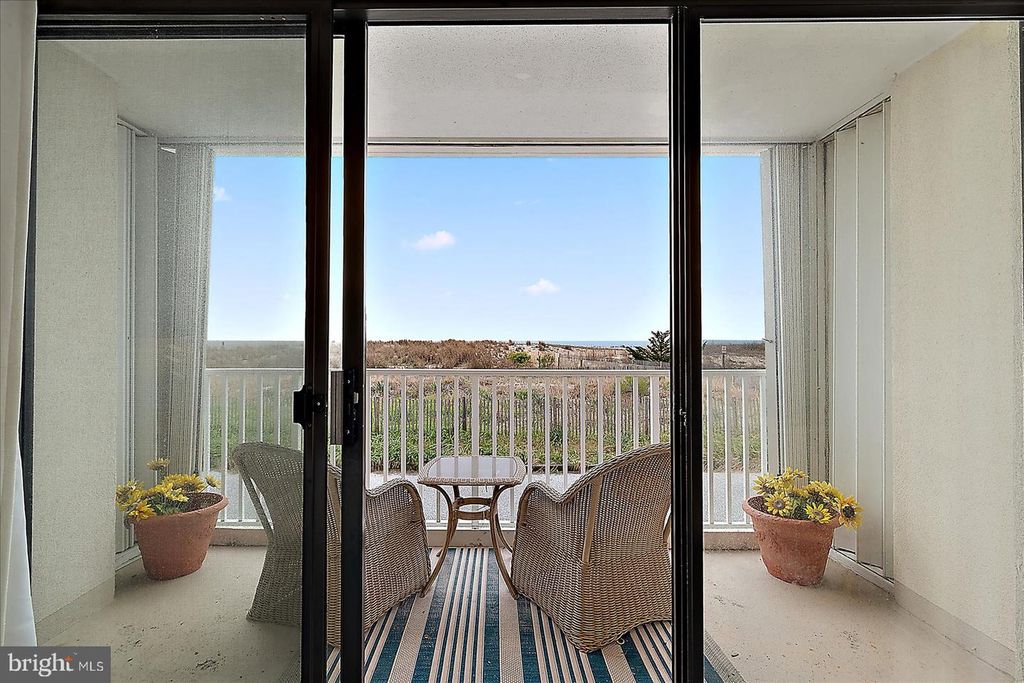 Image 5 of property listing at 13305 WIGHT ST #103, Ocean City, MD 21842