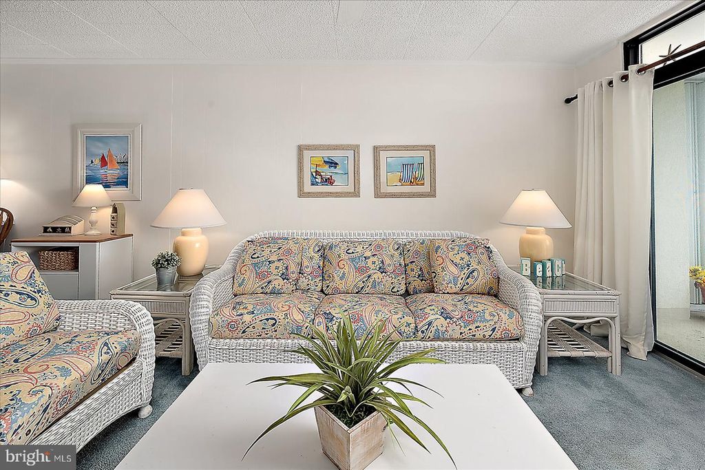 Image 7 of property listing at 13305 WIGHT ST #103, Ocean City, MD 21842