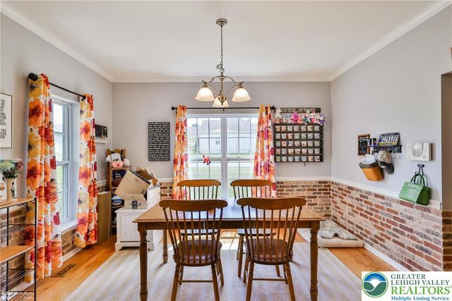 1360 Hennaberry Lane, Forks Twp, PA 18040
