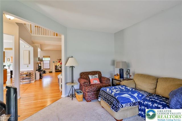 1360 Hennaberry Lane, Forks Twp, PA 18040