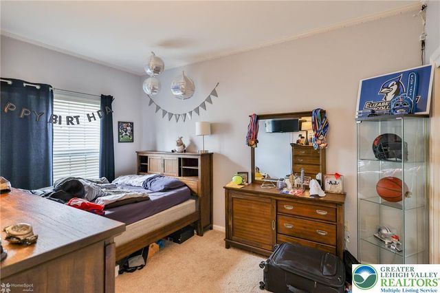 1360 Hennaberry Lane, Forks Twp, PA 18040