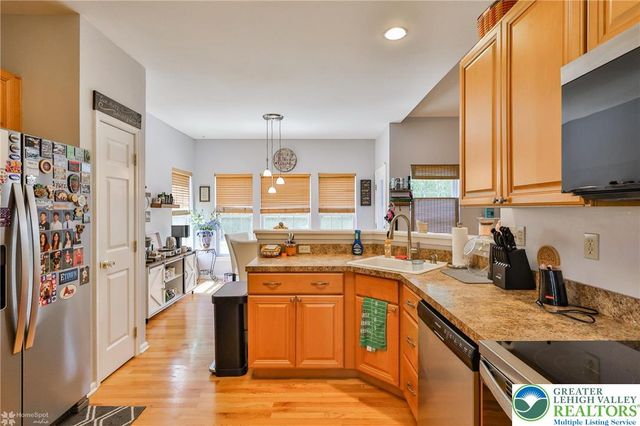 1360 Hennaberry Lane, Forks Twp, PA 18040