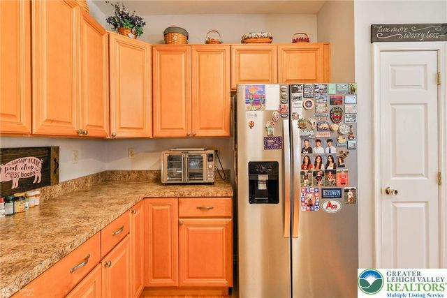1360 Hennaberry Lane, Forks Twp, PA 18040