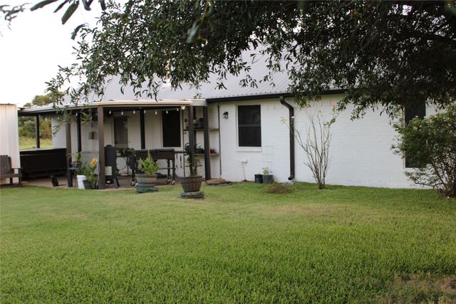 9612 West Highway 199, Poolville, TX 76487