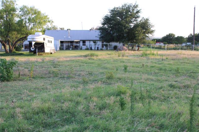9612 West Highway 199, Poolville, TX 76487