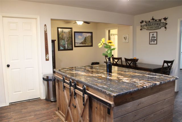 9612 West Highway 199, Poolville, TX 76487