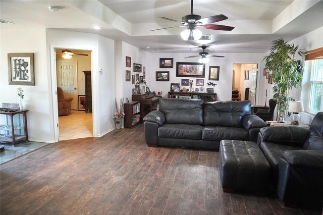 9612 West Highway 199, Poolville, TX 76487