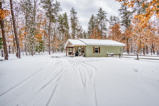 4813 W 48th Street, Pleasant Plains Twp, MI 49304