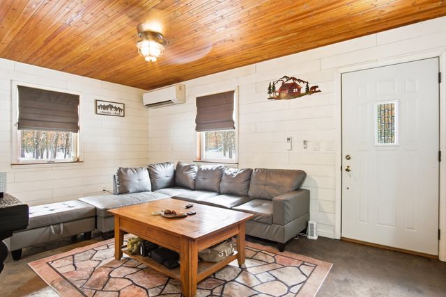 4813 W 48th Street, Pleasant Plains Twp, MI 49304