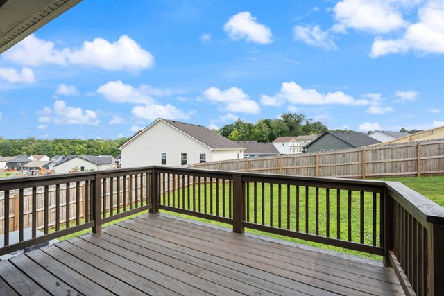 1386 Isaiah Dr, Clarksville, TN 37042