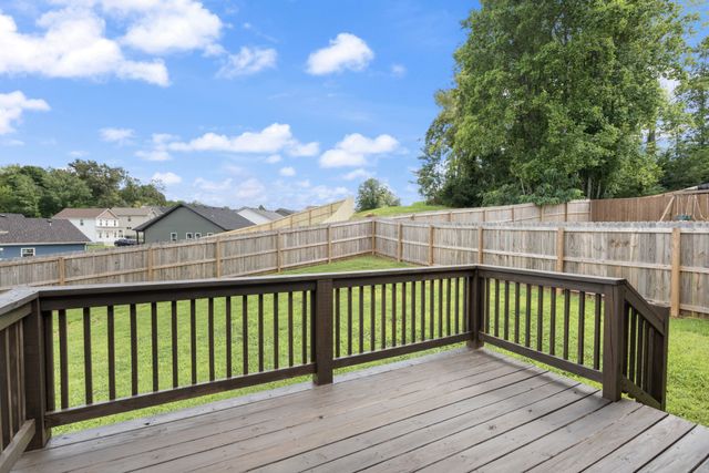 1386 Isaiah Dr, Clarksville, TN 37042