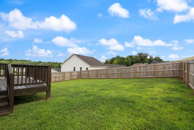 1386 Isaiah Dr, Clarksville, TN 37042