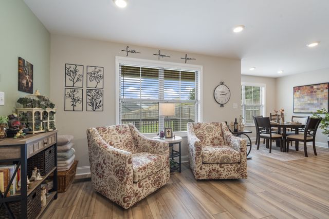 1386 Isaiah Dr, Clarksville, TN 37042