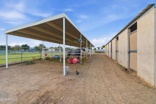 17624 W MARYLAND Avenue, Waddell, AZ 85355