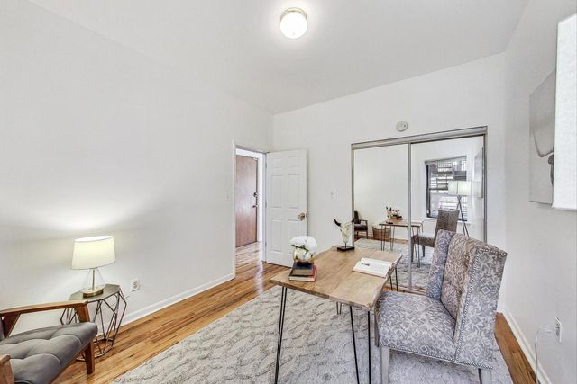 6209 S Dorchester Avenue 1, Chicago, IL 60637