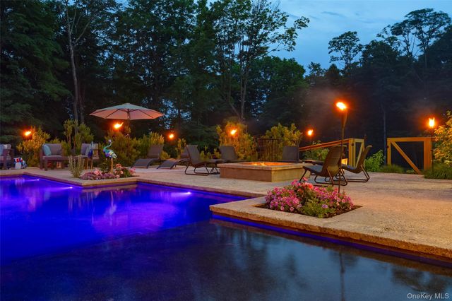 215 Smith Road, Poughkeepsie, NY 12603
