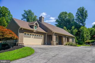 1 PHEASANTS RDG S, Greenville, DE 19807