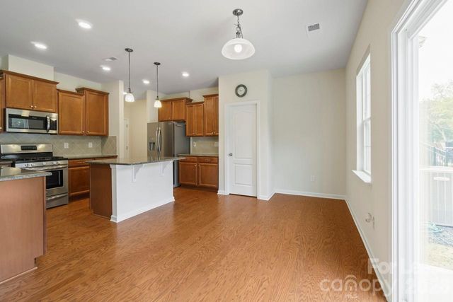 10329 Ebbets Road, Charlotte, NC 28273