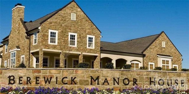 10329 Ebbets Road, Charlotte, NC 28273