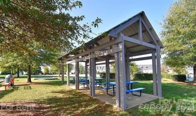 10329 Ebbets Road, Charlotte, NC 28273