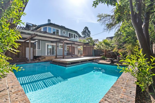 1735 N Hunter Avenue, Stockton, CA 95204
