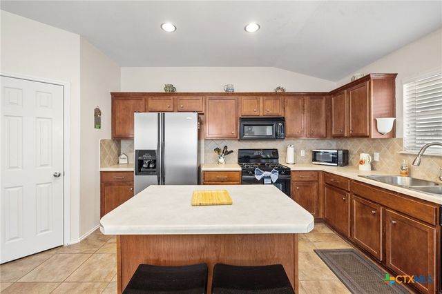 2137 Pearson Way, Round Rock, TX 78665