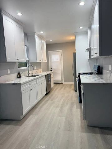 2101 W Canton, Long Beach, CA 90810