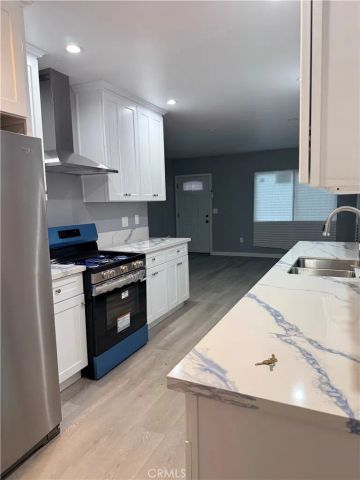 2101 W Canton, Long Beach, CA 90810