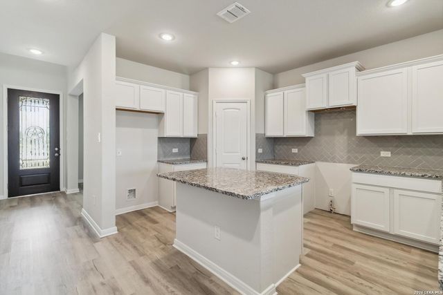 121 Alyssa Cove, San Antonio, TX 78253