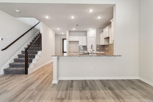 121 Alyssa Cove, San Antonio, TX 78253