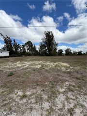 1419 NW 24th TER, Cape Coral, FL 33993