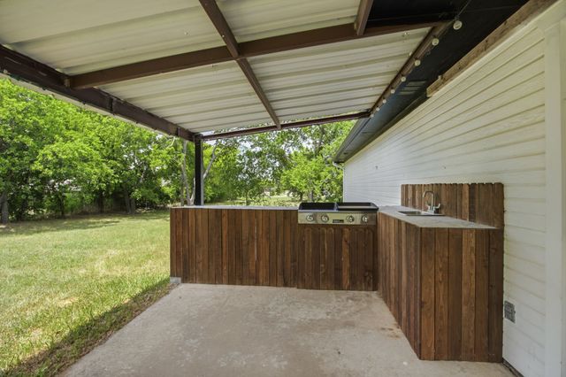 416 Scott Lane, Pilot Point, TX 76258