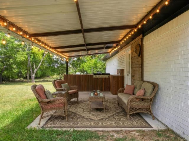416 Scott Lane, Pilot Point, TX 76258
