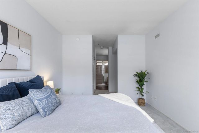 640 Camino De La Reina 1109, San Diego, CA 92108