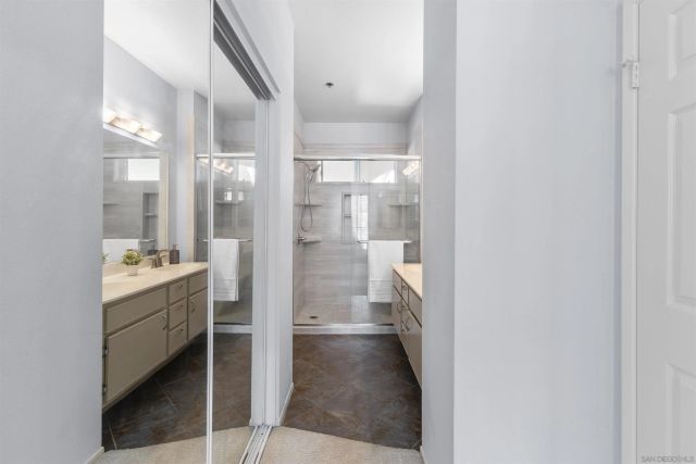 640 Camino De La Reina 1109, San Diego, CA 92108